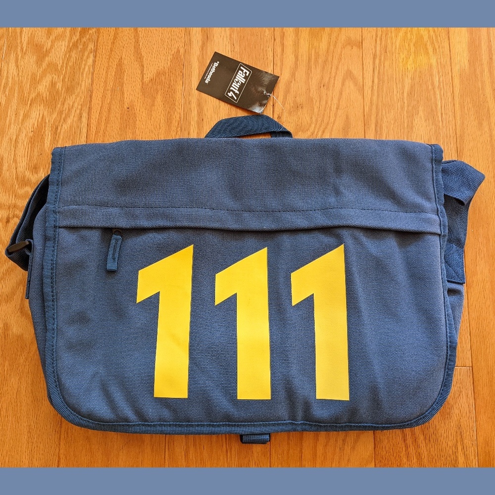Fallout 4 Vault 111 Messenger Bag